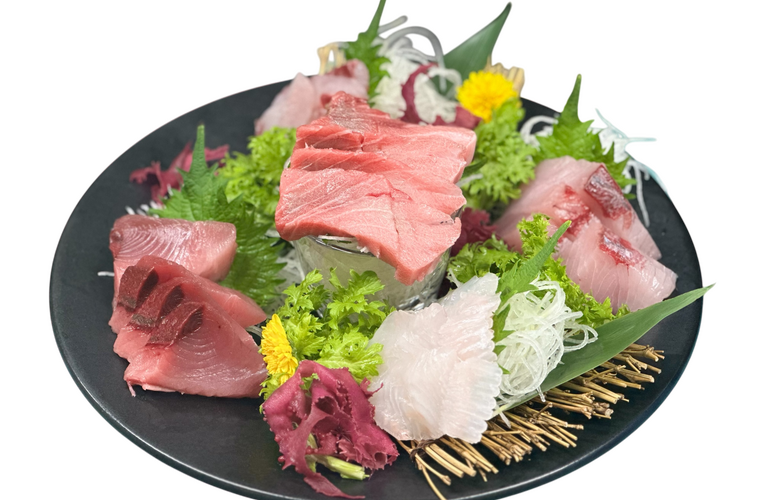 新鮮な魚介類を使った家庭的なディナーで特別な夜を演出
