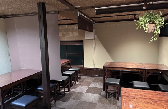 家族で楽しむ落ち着いた雰囲気のディナータイム