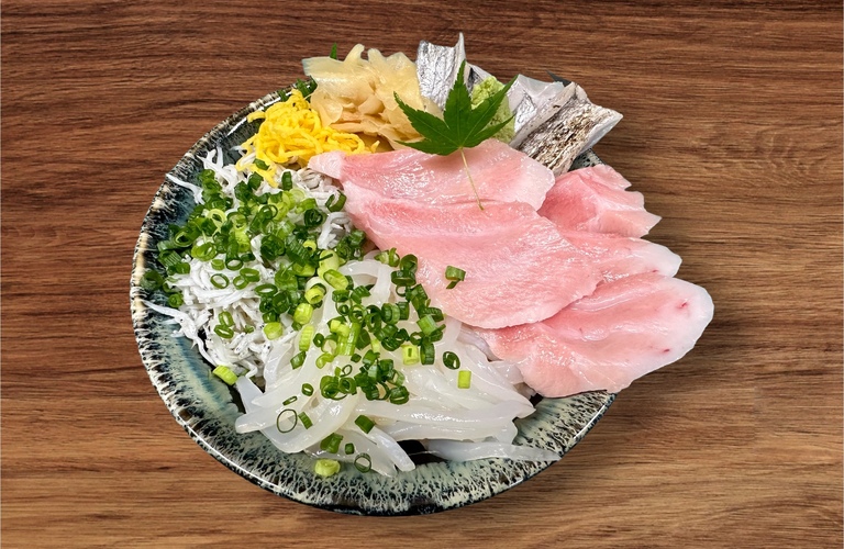 新しい発見がある贅沢な海鮮ディナー体験をお楽しみください